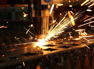 Advantages of metal sheet cutting machine in the laser industry
